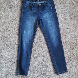 Kensie 'You Look Pretty Skinny Jeans